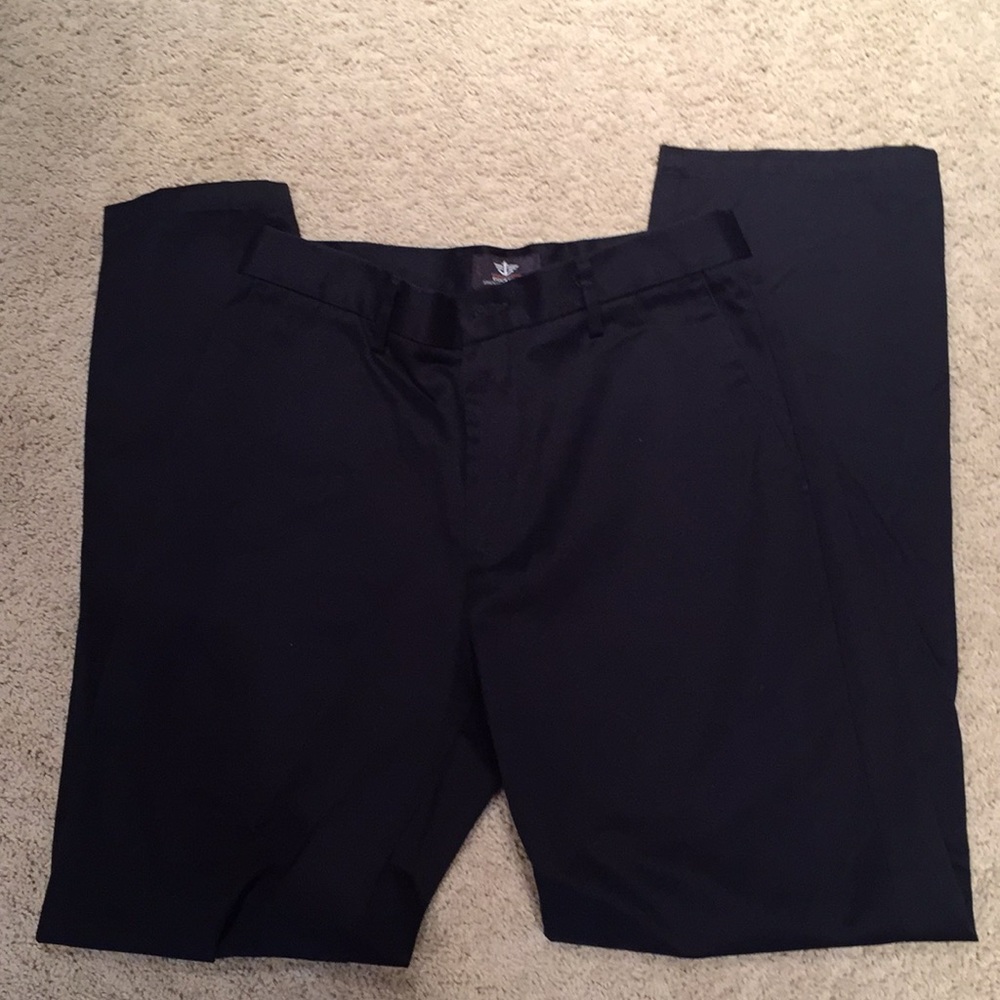 Dockers Signature Khaki size 30x32 Men’s navy pant